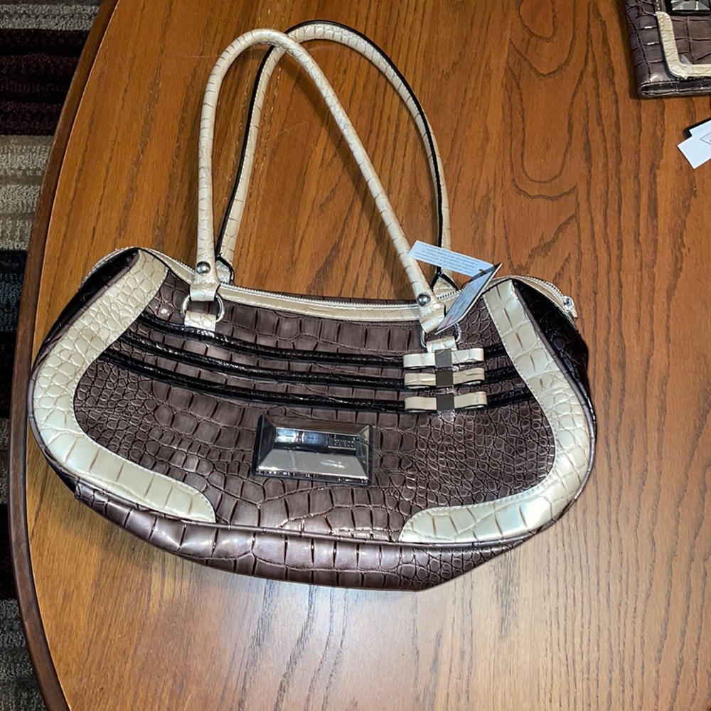 Guess purse.